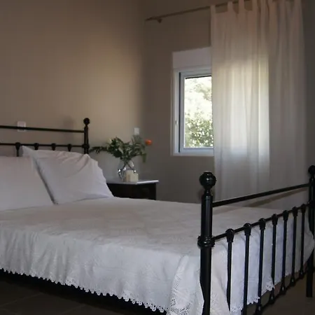 Episkopos Apartament Nikiana